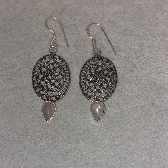 Vintage Style Rose Quartz Dangle Earrings - Picture 2 of 4